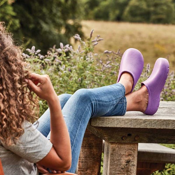 Comfy clearance garden clogs